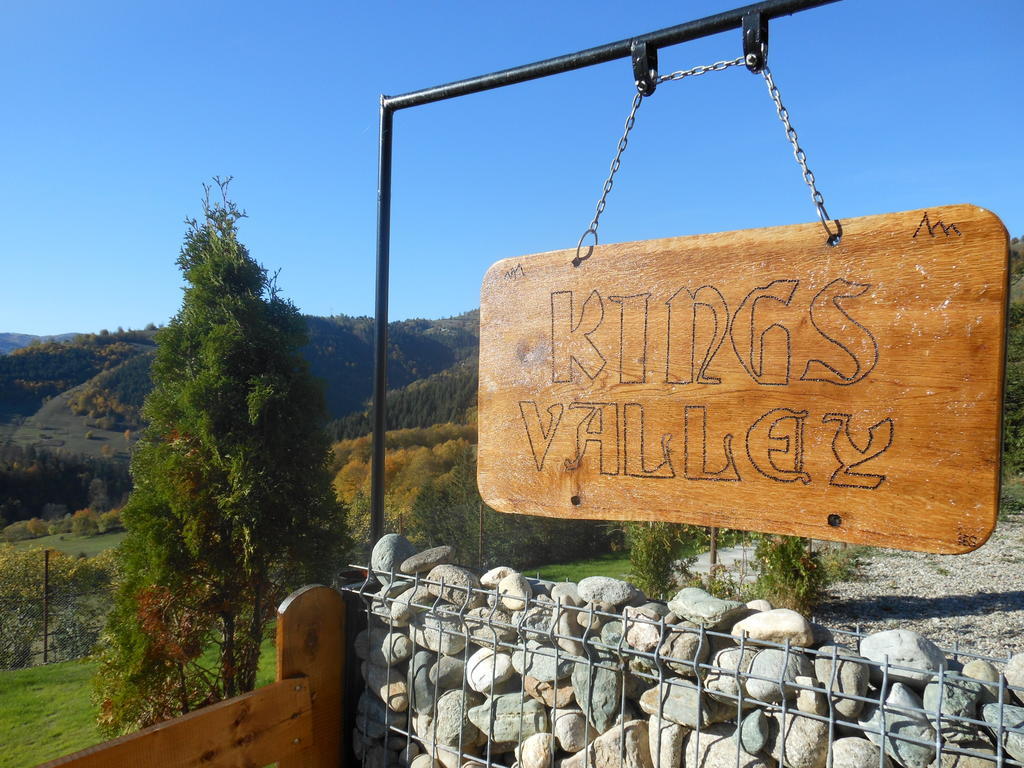 Kings Valley - Sunny Botesti คึมเปนี ภายนอก รูปภาพ